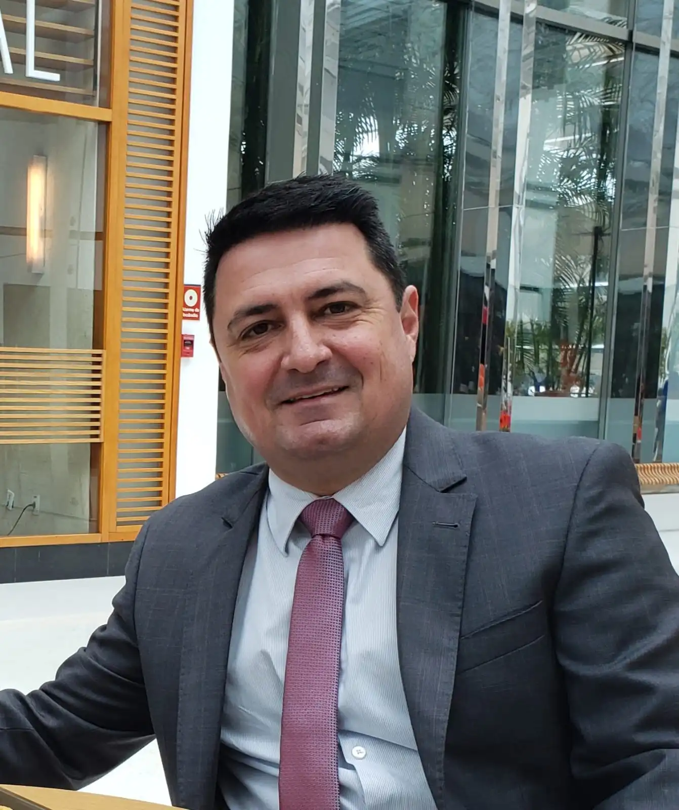 Dr. Luciano Grizzo
